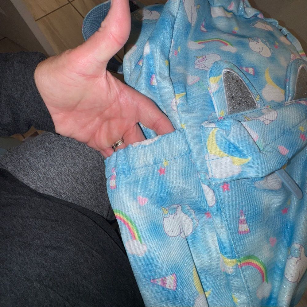 Sun Eight full size light blue unicorn print kids backpack with keychain- NWT - Picture 7 of 9